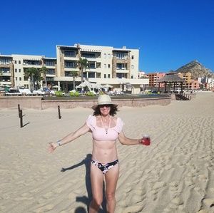 Meet your Posher, Lori